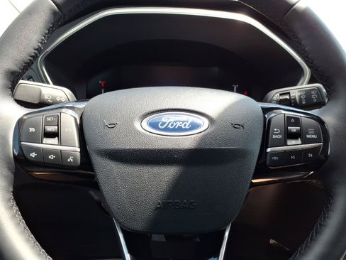 Used 2025 Ford Escape Active w/ Cold Weather Package AWD/4WD image 19