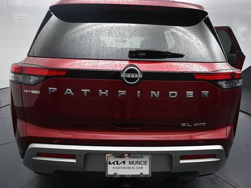 Used 2023 Nissan Pathfinder SL w/ SL Premium Package AWD/4WD image 9