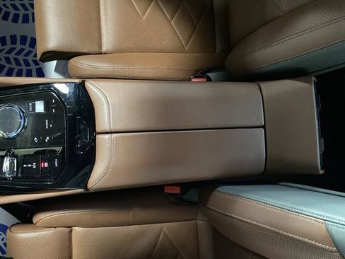 Used 2024 BMW 540i xDrive w/ Executive Package image 19