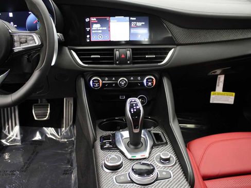 Used 2024 Alfa Romeo Giulia Quadrifoglio w/ Active Assist Plus Package image 23