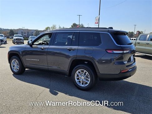 New 2025 Jeep Grand Cherokee L Laredo w/ Luxury Tech Group I image 10