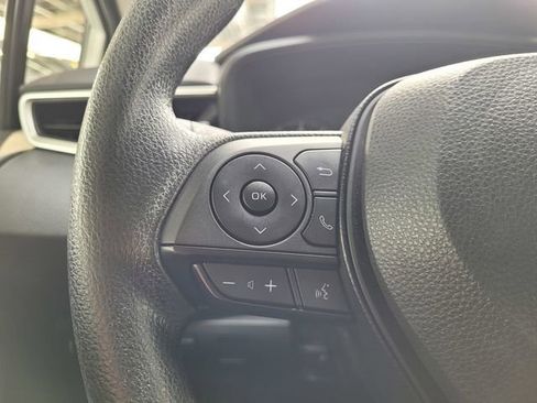 Used 2023 Toyota Corolla LE w/ LE Convenience Package FWD image 13