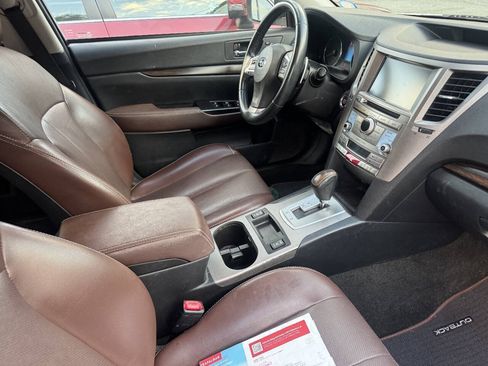 Used 2014 Subaru Outback 3.6R Limited AWD/4WD image 14