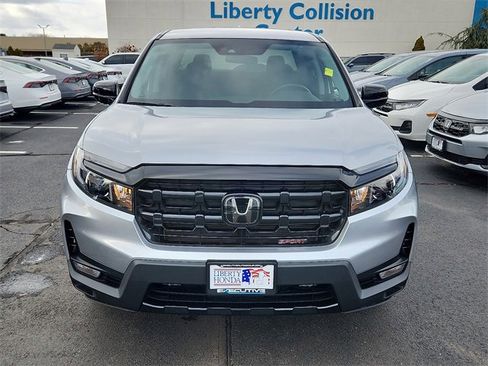 Used 2024 Honda Ridgeline Sport image 2