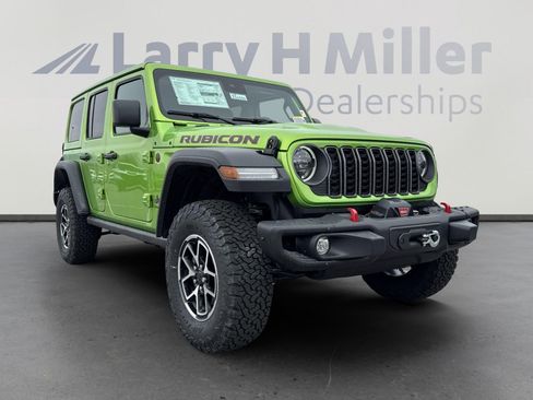 New 2025 Jeep Wrangler Unlimited Rubicon w/ Steel Bumper Group image 2