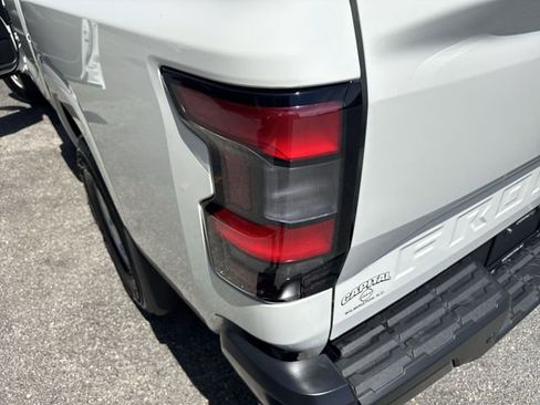 New 2026 Nissan Frontier S AWD/4WD image 32