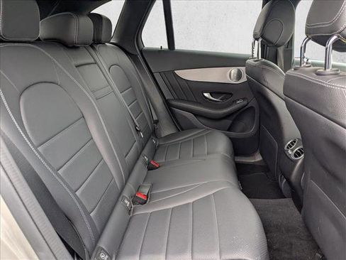 Used 2019 Mercedes-Benz GLC 300 image 16