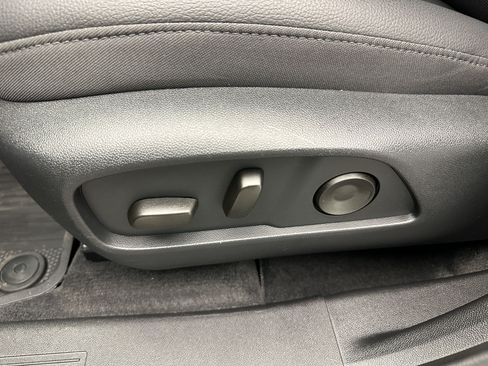 Certified 2026 GMC Terrain Denali AWD/4WD image 16