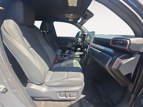 Used 2025 Toyota 4Runner TRD Off-Road Premium w/ Tow Technology Package AWD/4WD image 15