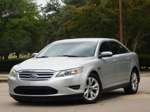 Used 2011 Ford Taurus SEL w/ 201A Rapid Spec Order Code image 1