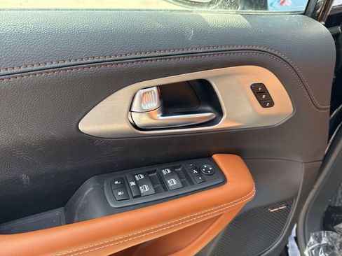 New 2026 Chrysler Pacifica Pinnacle image 20