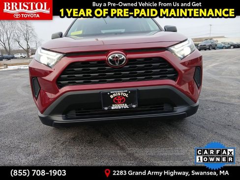 Used 2023 Toyota RAV4 LE image 32