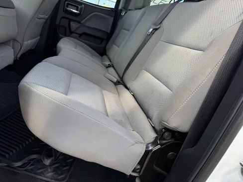 Used 2018 Chevrolet Silverado 1500 Custom w/ Custom Convenience Package AWD/4WD image 11