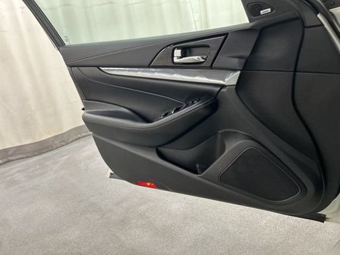 Used 2023 Nissan Maxima SL FWD image 20