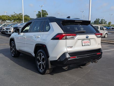 Certified 2023 Toyota RAV4 XSE w/ Weather Package AWD/4WD image 6