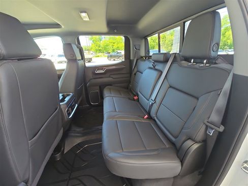 Used 2025 Chevrolet Silverado 1500 LTZ AWD/4WD image 25