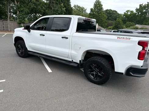 Used 2020 Chevrolet Silverado 1500 Custom Trail Boss w/ Custom Convenience Package AWD/4WD image 5