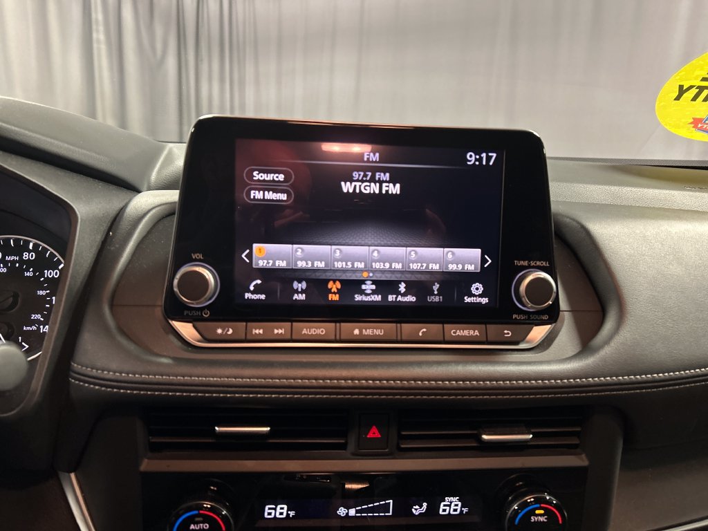 Used 2025 Nissan Rogue SV AWD/4WD image 15