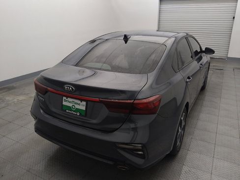 Used 2019 Kia Forte LXS FWD image 7