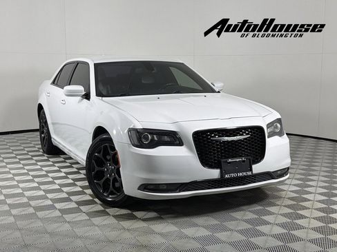 Used 2019 Chrysler 300 S AWD/4WD image 1