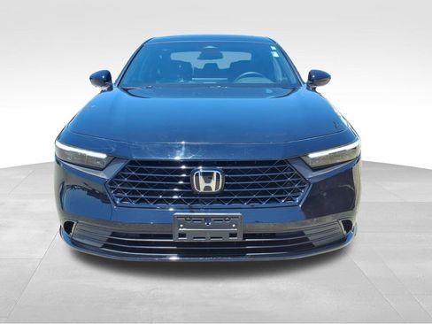 Used 2025 Honda Accord Sport image 2