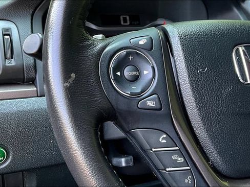 Used 2023 Honda Ridgeline RTL image 12