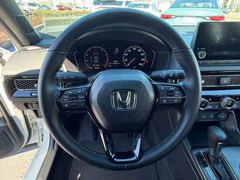 Used 2025 Honda Civic Sport image 25