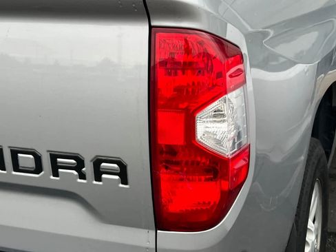 Used 2016 Toyota Tundra SR5 AWD/4WD image 18