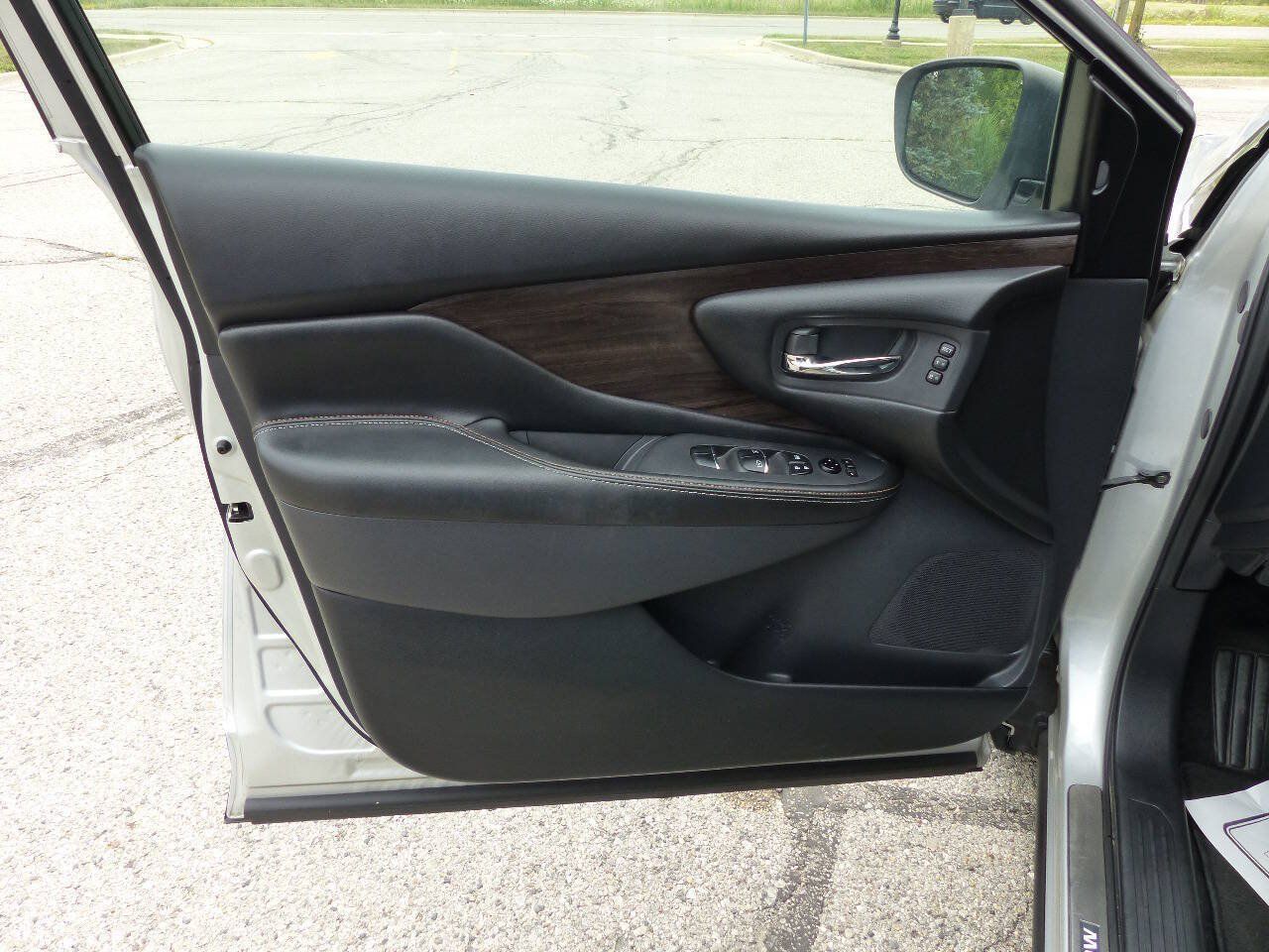 Used 2023 Nissan Murano Platinum w/ Cargo Package AWD/4WD image 20