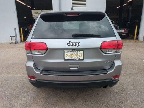 Used 2019 Jeep Grand Cherokee Laredo RWD image 7