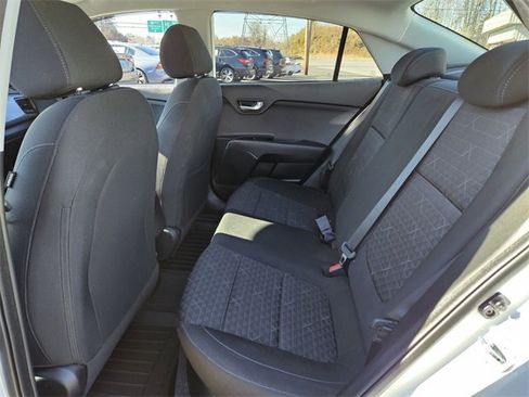 Used 2023 Kia Rio S image 9
