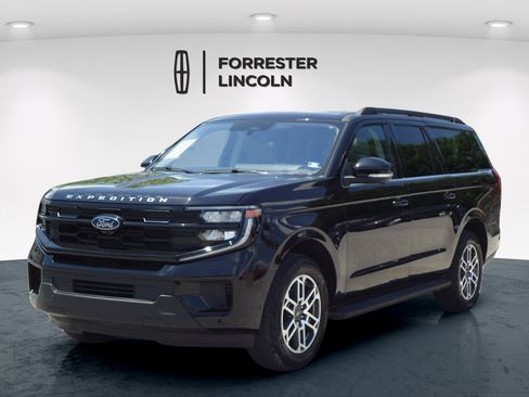 Used 2025 Ford Expedition Max Active AWD/4WD image 7