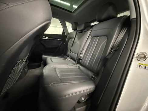 Used 2019 Audi Q5 2.0T Premium AWD/4WD image 32
