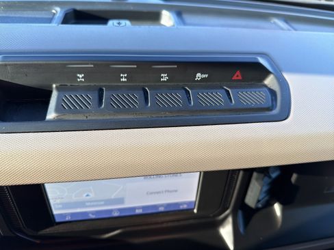 Used 2021 Ford Bronco Wildtrak image 13