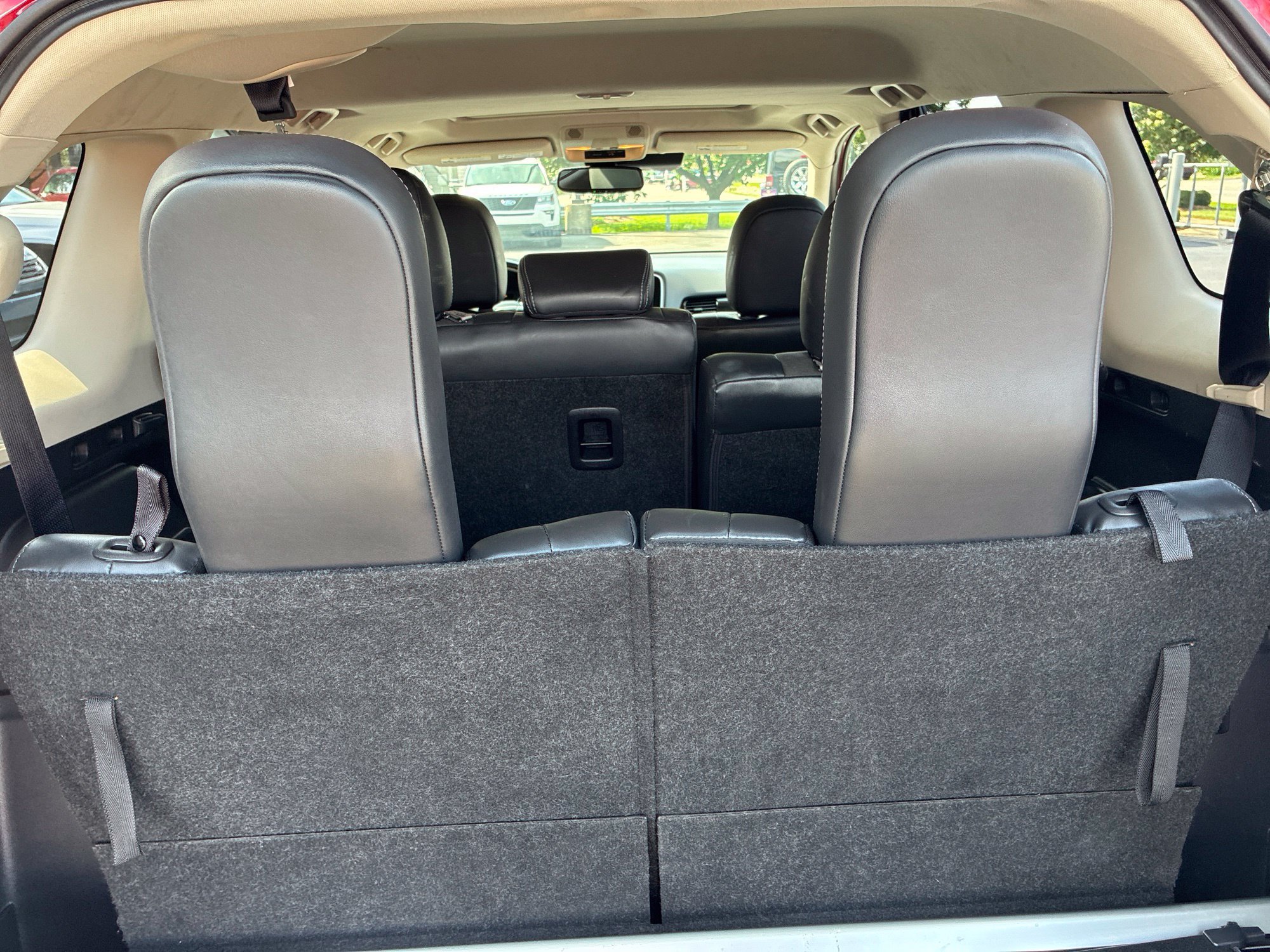 Used 2020 Mitsubishi Outlander SE AWD/4WD image 9