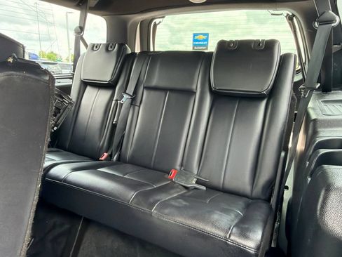 Used 2017 Ford Expedition EL XLT AWD/4WD image 15