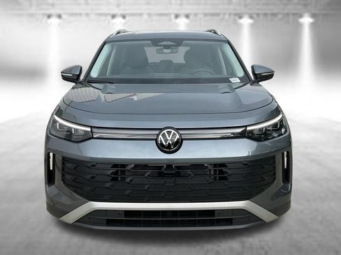 Certified 2026 Volkswagen Tiguan S FWD image 8