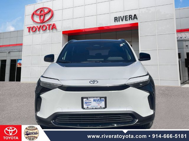 Used 2024 Toyota bZ4X AWD w/ Weather Package image 2