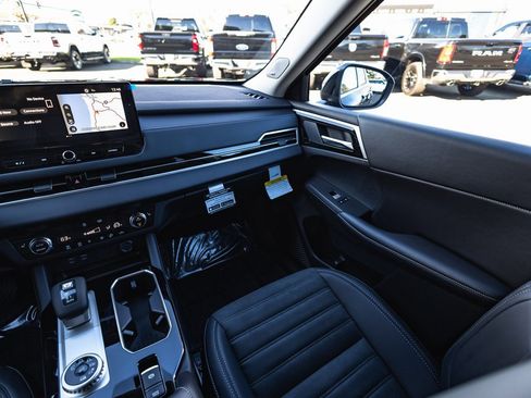 New 2026 Mitsubishi Outlander SE image 26