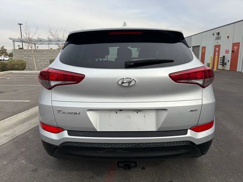 Used 2017 Hyundai Tucson SE Plus image 8