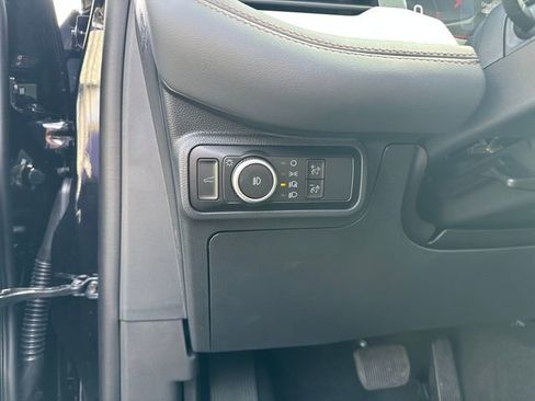 New 2025 Ford Explorer Active w/ Active Comfort Package image 11