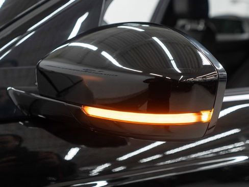 Used 2023 Land Rover Discovery Sport S R-Dynamic image 44