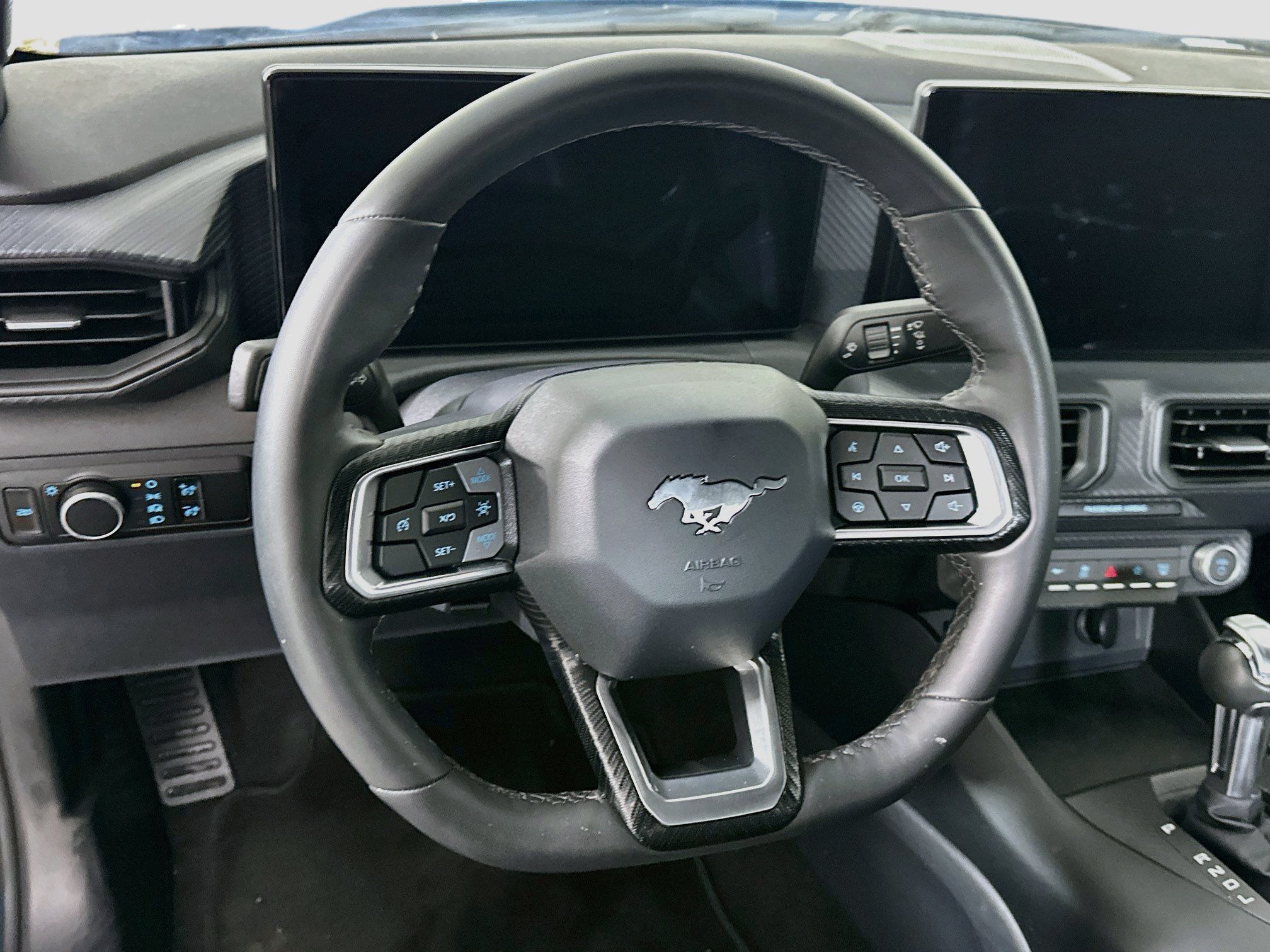 Used 2024 Ford Mustang Coupe RWD image 18