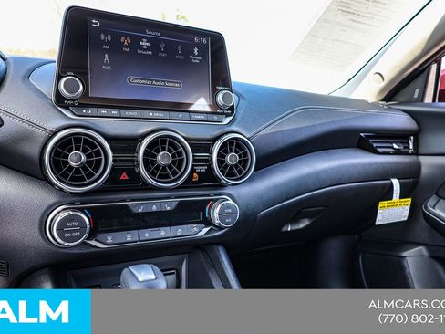 Used 2025 Nissan Sentra SV w/ All-Weather Package FWD image 31