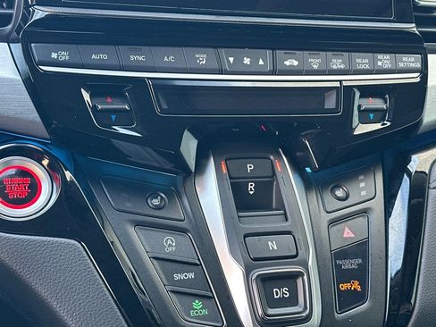 Used 2025 Honda Odyssey Touring image 23