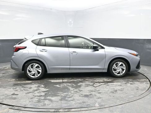 Used 2025 Subaru Impreza 2.0i image 8