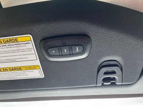 Used 2022 Jeep Gladiator Sport AWD/4WD image 23