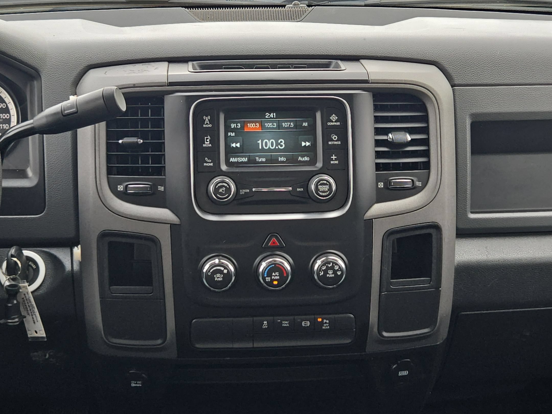 Used 2016 RAM 3500 Tradesman w/ Chrome Appearance Group AWD/4WD image 17