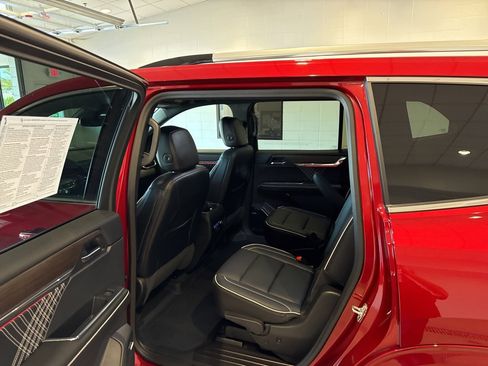 Used 2024 GMC Acadia Denali w/ LPO, Floor Liner Package image 19