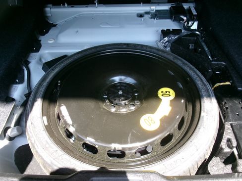 Used 2024 Volvo S60 B5 Plus AWD/4WD image 41